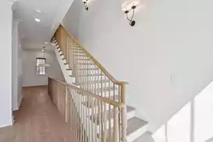 350 Broad St, Charleston, SC 29401 - Photo 7