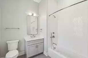 350 Broad St, Charleston, SC 29401 - Photo 9