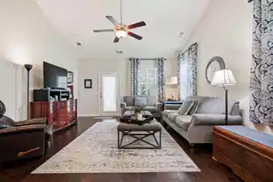 211 Blue Bonnet St, Summerville, SC 29483 - Photo 11
