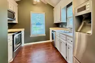 1223 Jeanna St, Summerville, SC 29486 - Photo 7