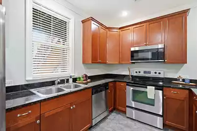 5561 Colonial Chatsworth Circle, North Charleston, SC 29418 - Photo 7