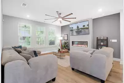 608 Pointe Boulevard S, Summerville, SC 29483 - Photo 1