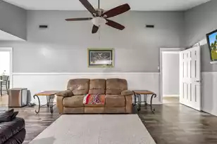 1352 Honeysuckle Ln, Charleston, SC 29412 - Photo 11
