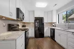 312 Mallard Ct, Mount Pleasant, SC 29464 - Photo 11