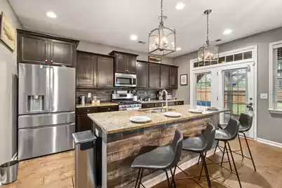 430 Abelia Lane, Summerville, SC 29486 - Photo 3