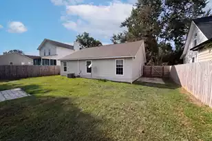 218 Persimmon Cir, Goose Creek, SC 29445 - Photo 5