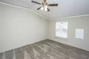 2155 Poinsettia Ave, Summerville, SC 29486 - Photo 13