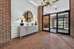 14 Lockwood Dr #10I, Charleston, SC 29401 - Photo 29