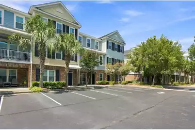 656 Coleman Boulevard #304, Mount Pleasant, SC 29464 - Photo 1