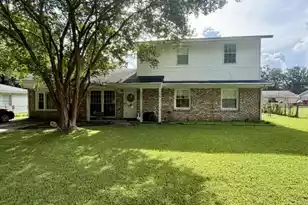 136 Blossom St, Goose Creek, SC 29445 - Photo 3