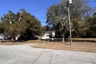 732 Kent, Mount Pleasant, SC 29464 - Photo 1