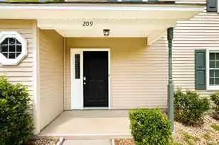 209 William St, Summerville, SC 29486 - Photo 3