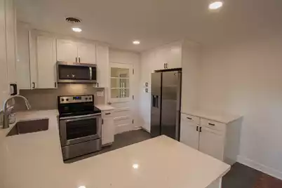 927 Holly Court, Hanahan, SC 29410 - Photo 7