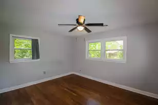927 Holly Ct, Hanahan, SC 29410 - Photo 15