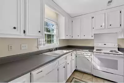719 Williamson Drive #D, Mount Pleasant, SC 29464 - Photo 9