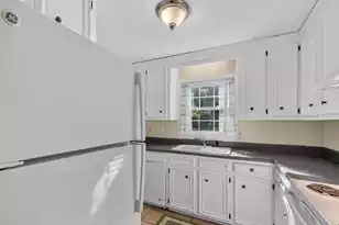719 Williamson Dr, Mount Pleasant, SC 29464 - Photo 9