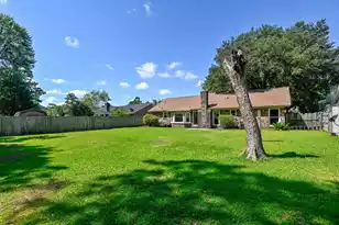 617 Longleaf Rd, Summerville, SC 29486 - Photo 21