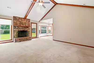 617 Longleaf Road, Summerville, SC 29486 - Photo 5
