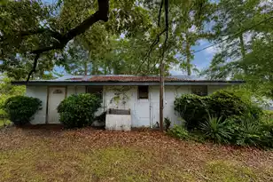 1932 Stukes Rd, Manning, SC 29102 - Photo 3