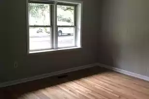 2073 Parkway Dr, Charleston, SC 29412 - Photo 9
