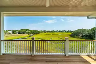 813 Harbour Watch Ct, Mount Pleasant, SC 29464 - Photo 3