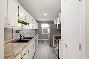 244 Corsair St, Summerville, SC 29483 - Photo 11