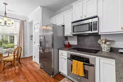 2388 Kings Gate Lane #302, Mount Pleasant, SC 29466 - Photo 17
