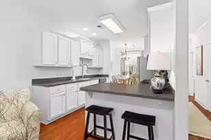 2388 Kings Gate Ln, Mount Pleasant, SC 29466 - Photo 3