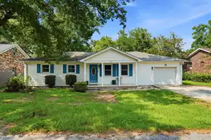220 Crestwood Dr, Summerville, SC 29483 - Photo 3