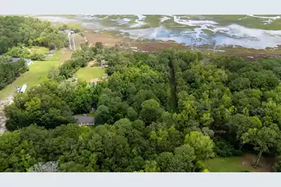 1638 Evelina Street, Mount Pleasant, SC 29464 - Photo 5