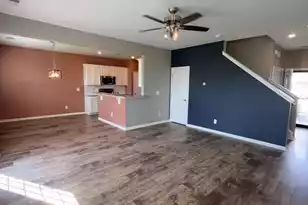 838 Redbud Ln, Summerville, SC 29486 - Photo 3