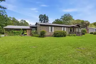 1002 Poplar, Walterboro, SC 29488 - Photo 3