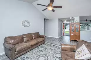3247 Middleburry Ln, Charleston, SC 29414 - Photo 19