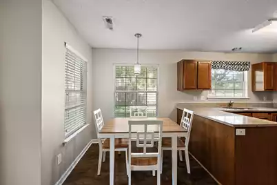 1379 Center Lake Drive, Mount Pleasant, SC 29464 - Photo 5