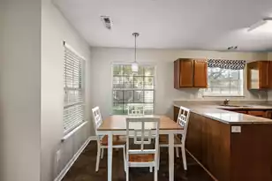 1379 Center Lake Dr, Mount Pleasant, SC 29464 - Photo 5