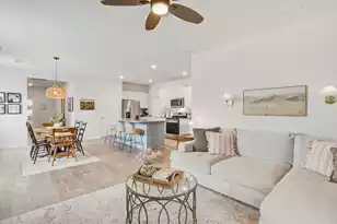 200 Watersglen Dr, Summerville, SC 29486 - Photo 13