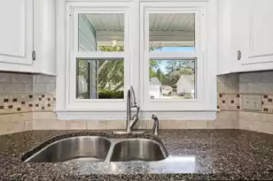 608 Dolphin Dr, Summerville, SC 29485 - Photo 15