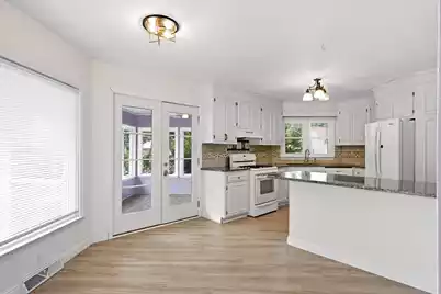 608 Dolphin Drive, Summerville, SC 29485 - Photo 9