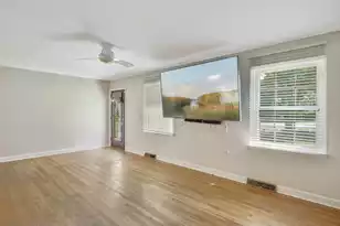 118 Azalea Dr, Summerville, SC 29485 - Photo 5