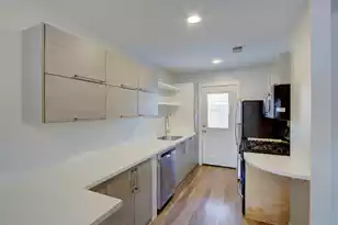 134 Congress St #B, Charleston, SC 29403 - Photo 5