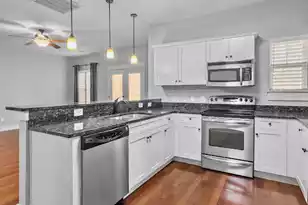 417 Grand Palm Ln, Summerville, SC 29485 - Photo 5