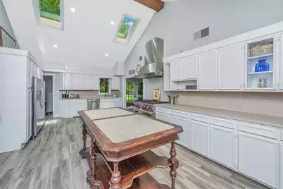 804 Osullivan Drive, Mount Pleasant, SC 29464 - Photo 13