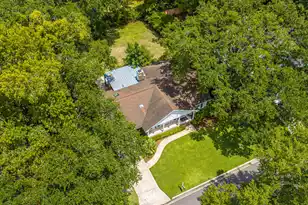 804 O'Sullivan Dr, Mount Pleasant, SC 29464 - Photo 3