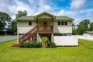 5271 Prices Bridge Ln, Walterboro, SC 29488 - Photo 3