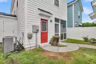 1063 Ashley Garden Blvd, Charleston, SC 29414 - Photo 27