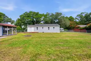 114 Groves St, Walterboro, SC 29488 - Photo 3