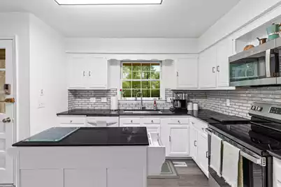 111 Seven Oaks Lane, Summerville, SC 29485 - Photo 23