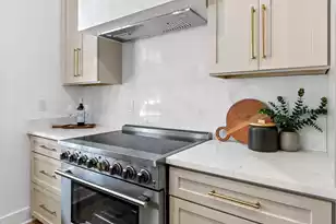 67 Drake St, Charleston, SC 29403 - Photo 13