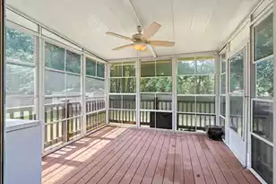 326 Locust St, Walterboro, SC 29488 - Photo 33