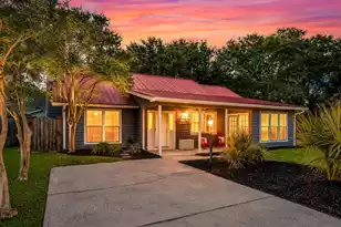 666 Poaug Ln, Mount Pleasant, SC 29464 - Photo 1